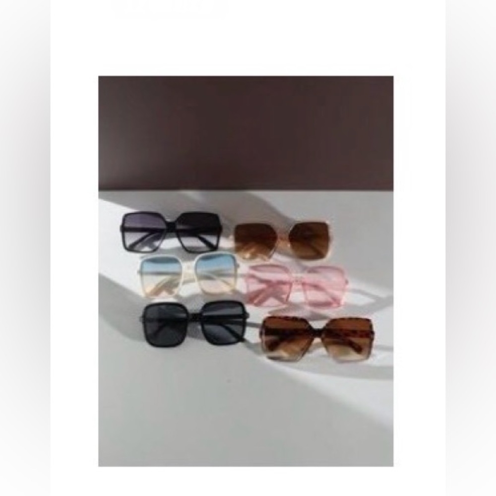 New Oversized Square Women’s Sunglasses, w/ case (color will vary) Buyers choice